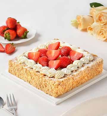 草莓拿破侖蛋糕（2-4人食）