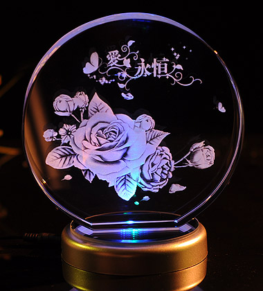 切角圆形3D水晶内雕玫瑰花