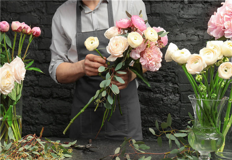 春意渐浓 你可以开始筹划每个月的插花 大计 了 中国花礼网 鲜花礼品网