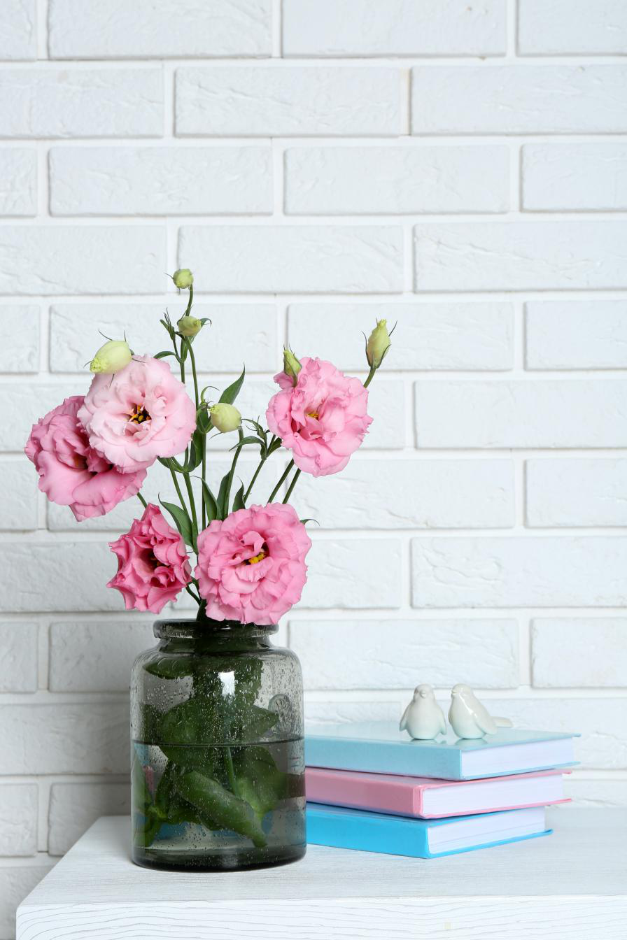 花瓶在家居里要怎么摆放 花瓶在家居花艺中的摆放技巧 花礼网 中国鲜花礼品网
